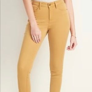 Old navy rockstar jeans “squash” pop color nwt